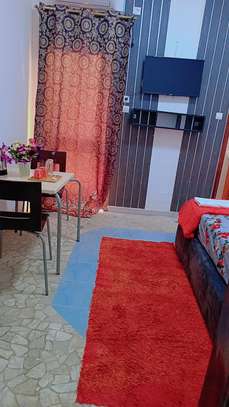 Chambre meuble au HLM image 7