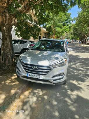 Hyundai Tucson image 2