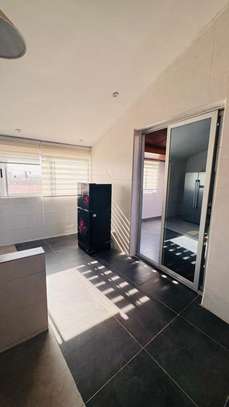 studios meubles a louer  a Ouest foire image 2