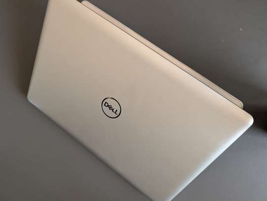 Dell i7 8th /16gb ram /4gb dédiée / ordinateur portable image 2