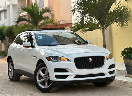 F-PACE 2020 image 2