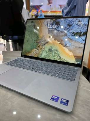 Dell 16 plus 2-in-1 image 2