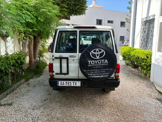Toyota Land Cruiser 2008 image 5