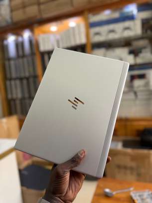 HP ELITEBOOK 830 G6 image 2
