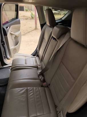 Ford Escape à vendre à Saly image 15