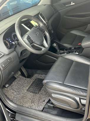 Hyundai Tucson 2018 diesel full options image 5