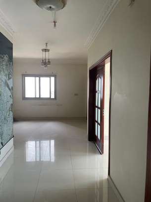 Appartement F4 à louer boulevard cheikh anta diop image 15