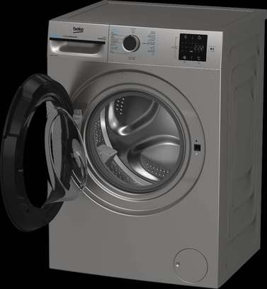 MACHINE A LAVER BEKO 8KG 12000TR/MIN FRONT LOAD GRIS image 4