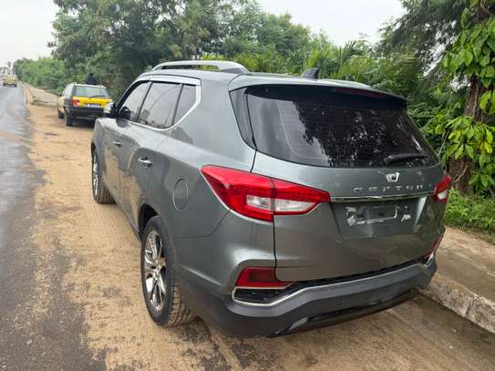 Rexton G4 2018 image 13