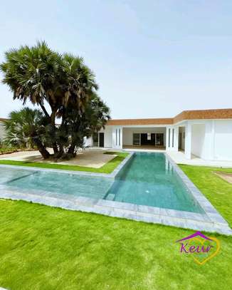 Villa neuve en rés à vendre à Nguerigne image 2