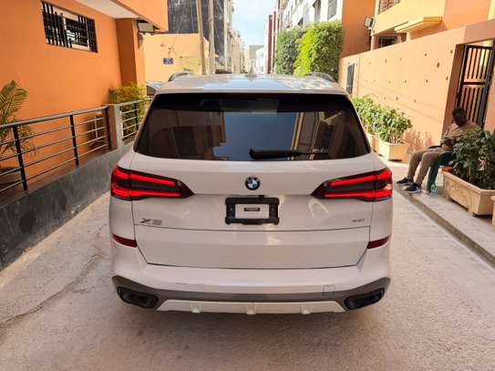 BMW X5 _2021 pack M image 10