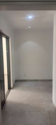 APPARTEMENT A LOUER AU POINT E image 2