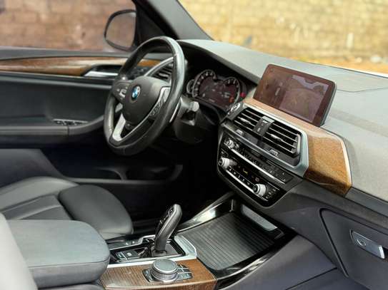 BMW X3 2019 XDrive image 6