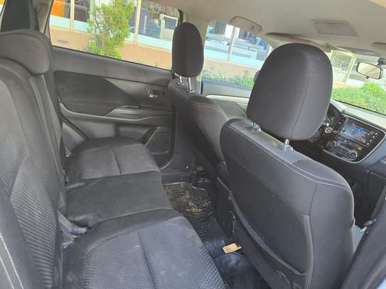 Mitsubishi Outlander 2018 image 12