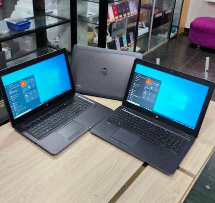 Hp Zbook 15u G4 2Go graphique image 3