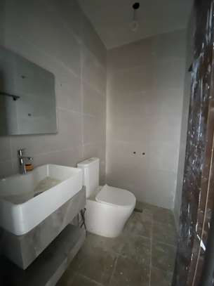 Penthouse F5 à la Cité Keur Gorgui image 6