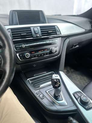 Bmw serie 3 image 3