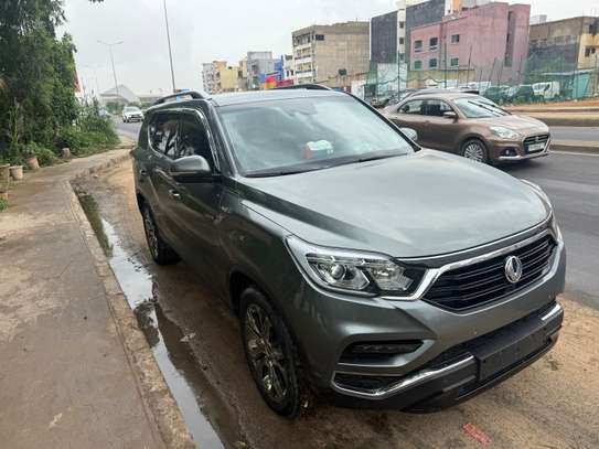 Rexton G4 2018 image 3