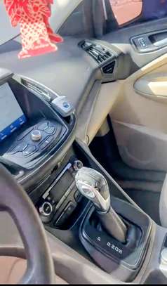 Au volant de cette Escape 2014 Confo! image 3