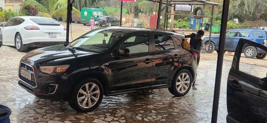 Mitsubishi image 2