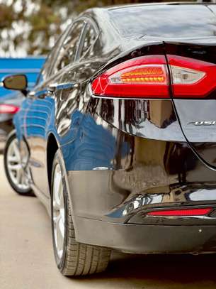 Ford fusion SE année 2016 Disponibles Location image 6