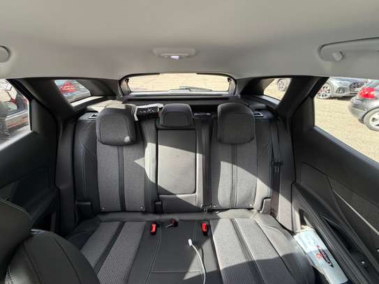 Peugeot 3008 Hybride Rechargeable Année 2022 image 6