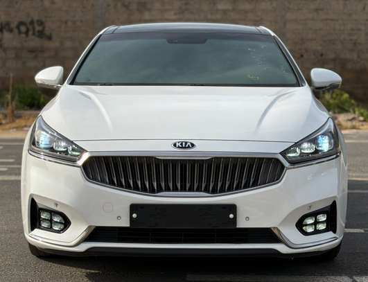 KIA K7 image 2