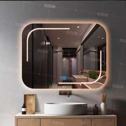 Miroir lumineux LED  avec horloge digitale image 12