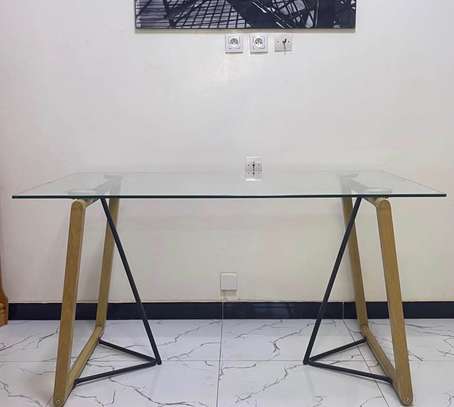 Table à manger en verre + 6 chaises image 3