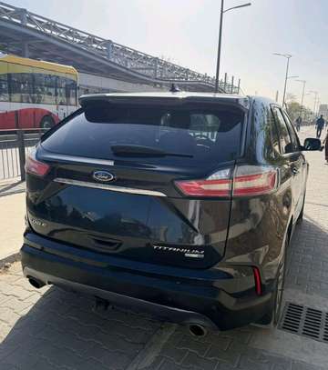 Ford edge 2021 A vendre image 3