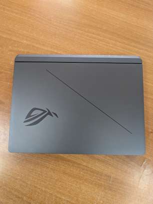 Asus Rog Strix G16 image 3