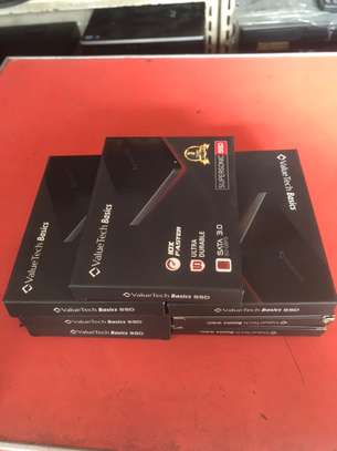 Disque dur ssd sata et m2 image 2