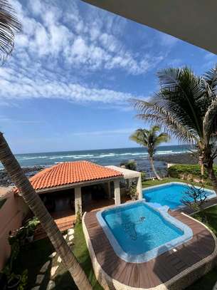 Villa pieds dans l’eau Dakar image 2