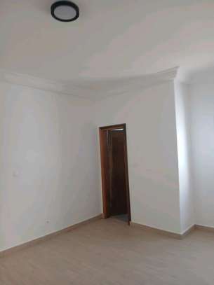 Appartement F4  à louer à Hann Maristes image 2