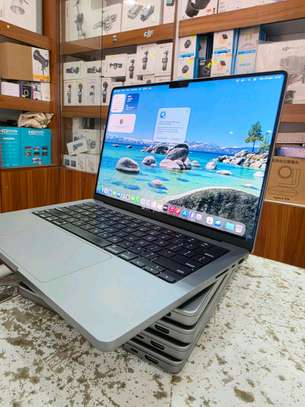 MacBook pro 14'' M1 Pro image 4