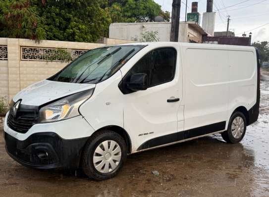 Voiture Frigorifique ( Renault Traffic ) image 3