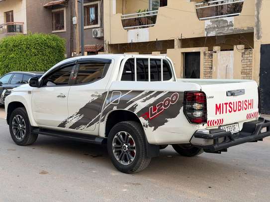 🚘 À LOUER – Mitsubishi L200 Double Cabine 2023 image 2