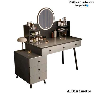 Coiffeuse moderne avec miroir lampe led image 2