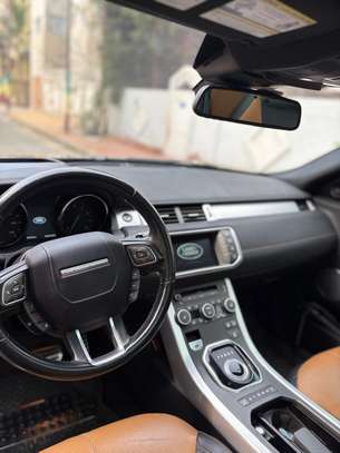 Location Range Rover image 7