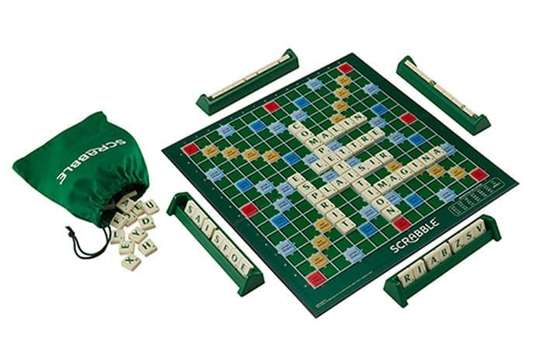 Jeu de Scrabble Classique style valise image 8