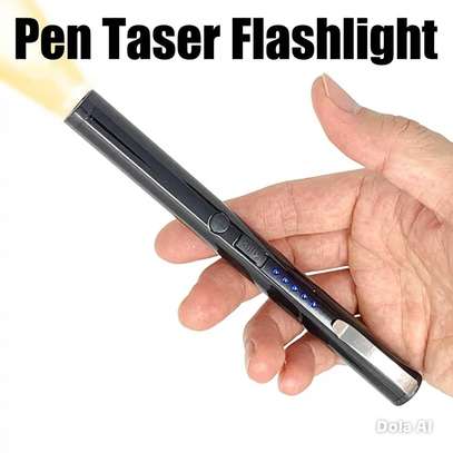 Matraque Taser Torche Self-defence à Distance 3m image 3