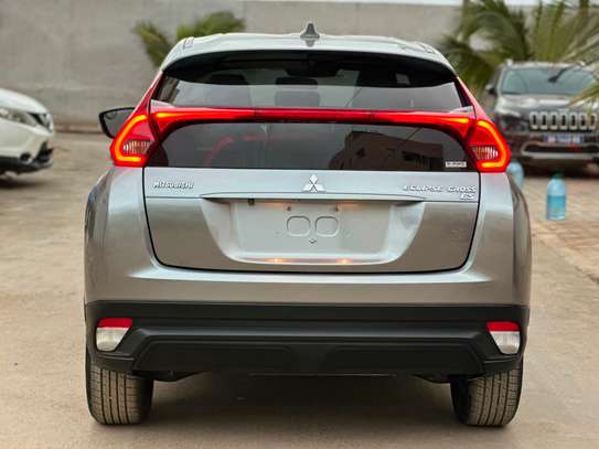 Mitsubishi éclipse 2019 super clean image 2
