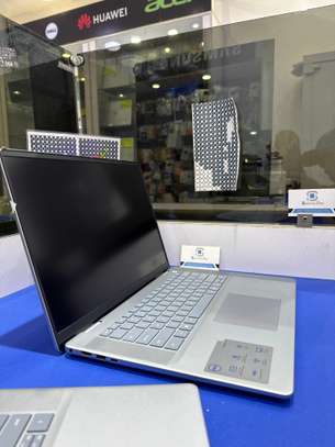 Dell inspiron 7640 Ultra 7(core i7) 32Go 1To 2026 image 3