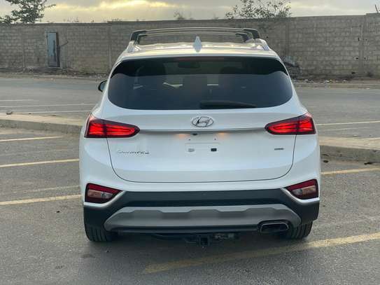 Hyundai Santa Fe 2020 image 10