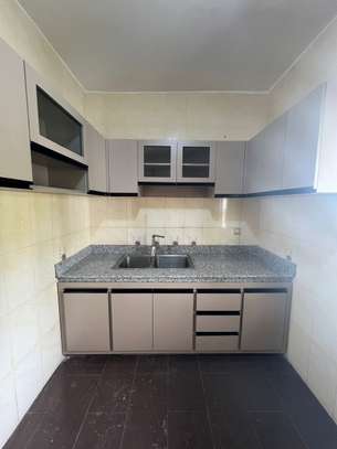 Villa R+1 Mermoz image 13