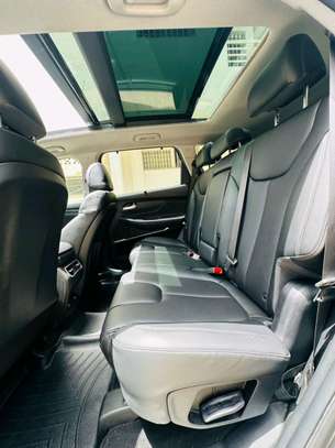 Hyundai Santafe 2023 image 5
