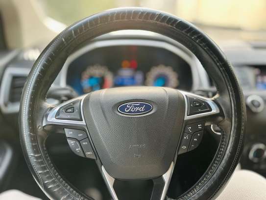 Ford edge année 2017 image 9