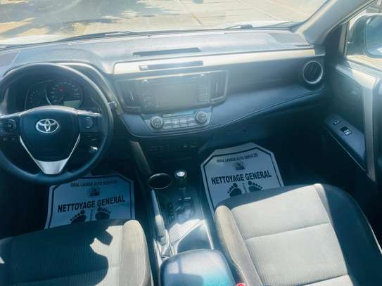 TOYOTA RAV 4 2015 image 11
