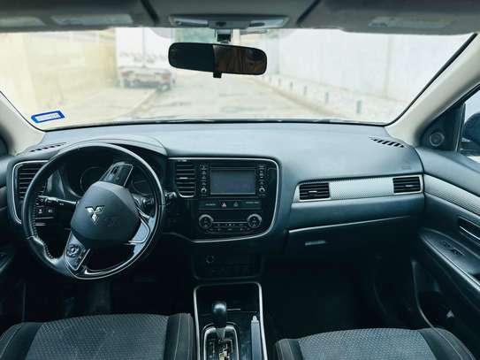 Mitsubishi outlander deje dédouaner image 4