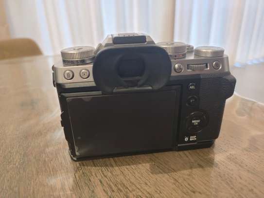 Appareil photo fujifilm ( prix négociable) image 3
